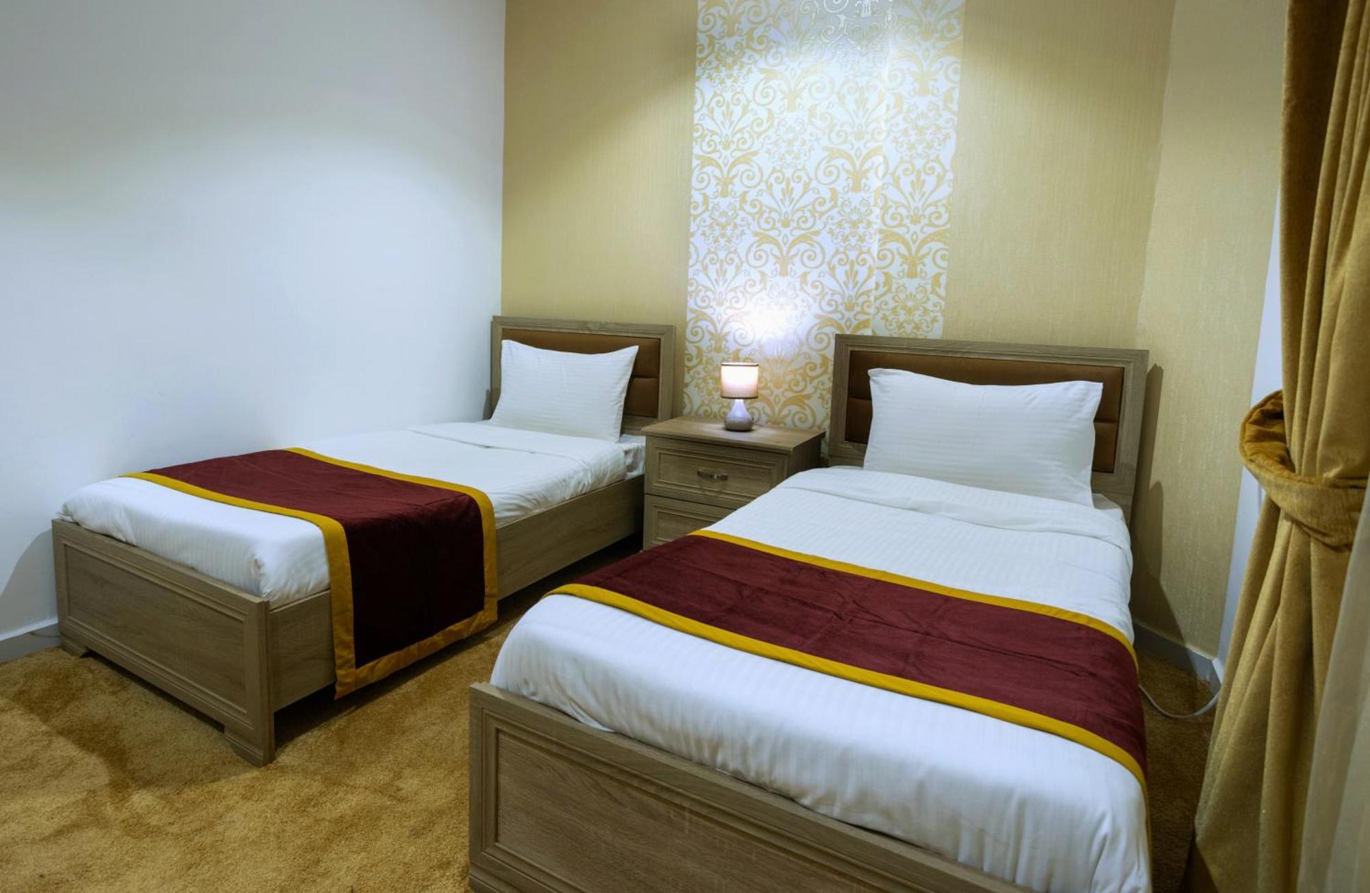 Golden Dahlia Fintas Aparthotel Kuwait City ภายนอก รูปภาพ