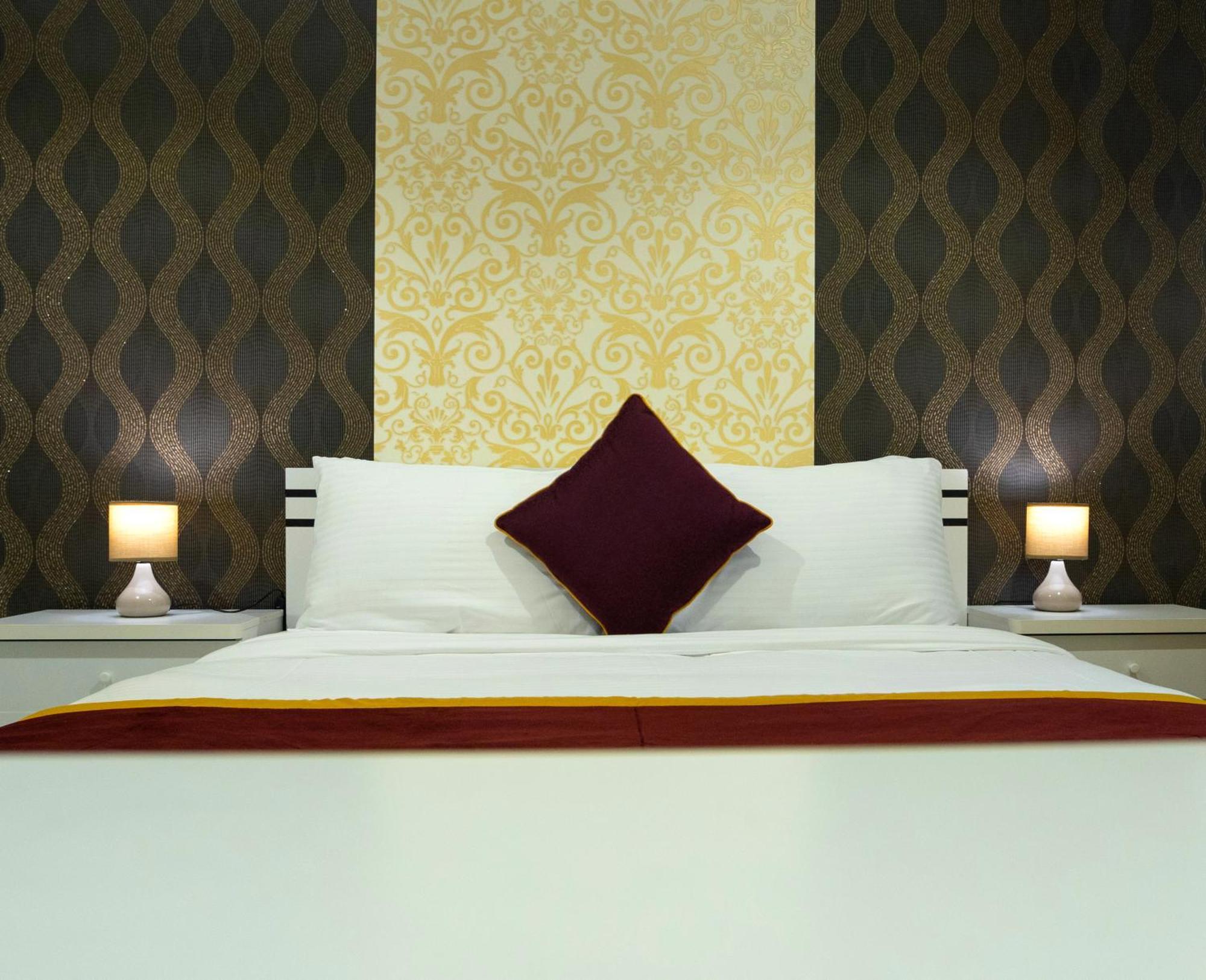 Golden Dahlia Fintas Aparthotel Kuwait City ภายนอก รูปภาพ